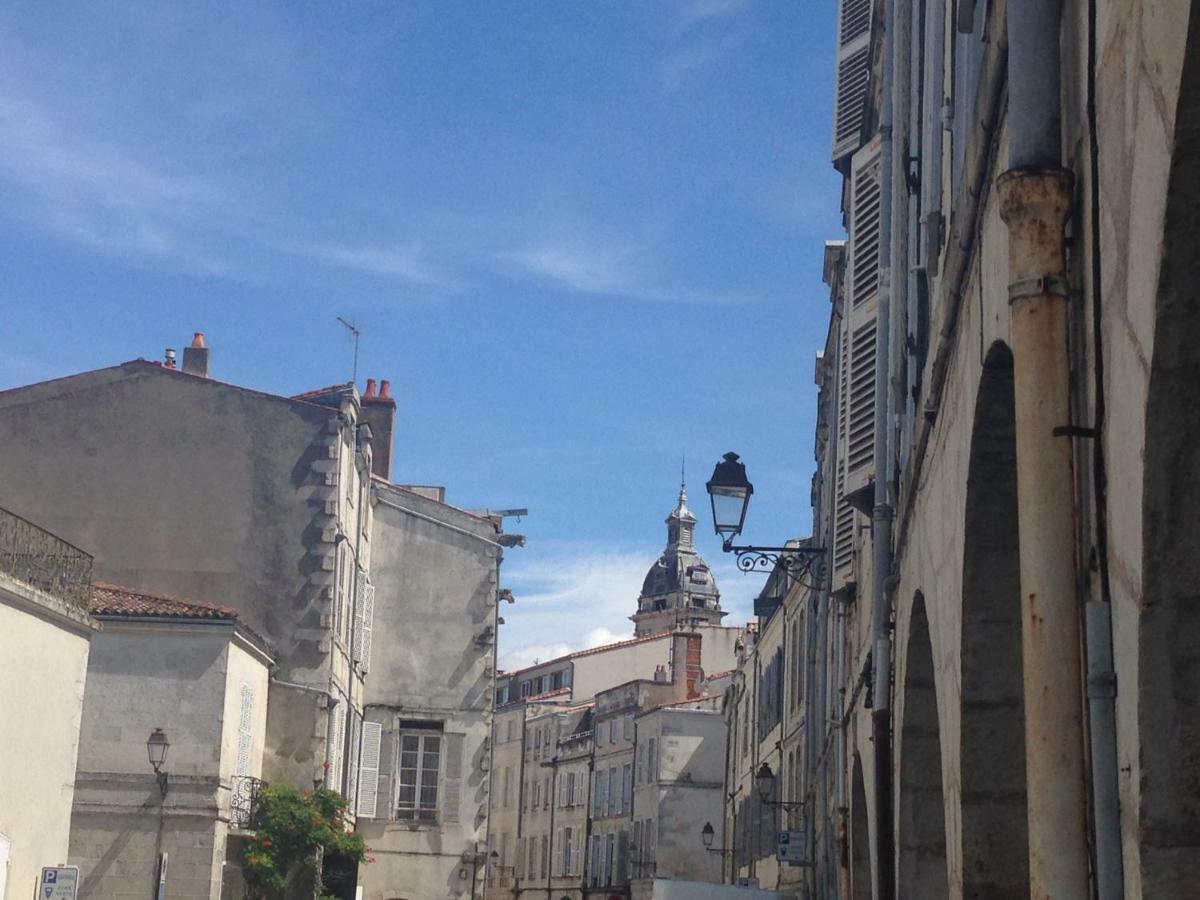 Studio Des Trois Ilets La Rochelle  Exterior photo